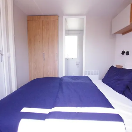 Mobile 71801 Tybreizh Holidays At Les Charmettes 4 Star Without Fun Pass Casa de Férias *