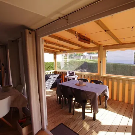 Mobile 71801 Tybreizh Holidays At Les Charmettes 4 Star Without Fun Pass Casa de Férias